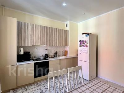 2-бөлмелі пәтер · 75 м² · 8/9 қабат, мкр Нурсая 74-5, бағасы: 39.5 млн ₸ в Атырау