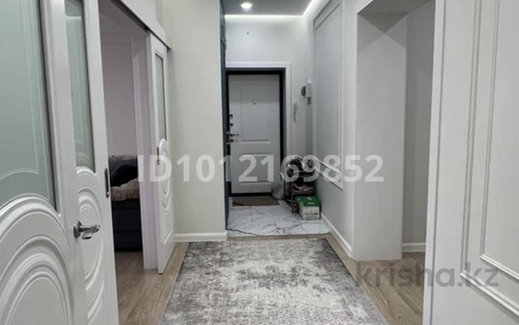 3-комнатная квартира · 125 м² · 3/6 этаж, Коргалжын 13/4 за 450 000 ₸ в Астане, Нура р-н — фото 2