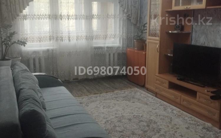 2-комнатная квартира · 48 м² · 2/4 этаж, мкр №7 20 за 250 000 ₸ в Алматы, Ауэзовский р-н — фото 2