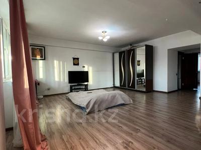 2-комнатная квартира · 87.3 м² · 5/5 этаж, мкр Думан-2 за 47 млн ₸ в Алматы, Медеуский р-н