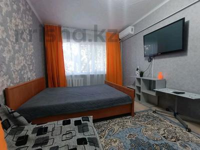 Аренда квартир посуточно в Карагандинской обл.: 1-комнатная квартира · 31.2 м² · 1/5 этаж, Сабитовой 23а — Жд вокзал, главный въезд в город за 12 000 〒 1-комнатная квартира · 31.2 м² · 1/5 этаж, Сабитовой 23а — Жд вокзал, главный въезд в город за 12 000 〒 в Балхаше