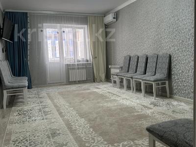 3-комнатная квартира, 83.6 м², 1/9 этаж, самал 99/1 за 29.9 млн 〒 в Уральске