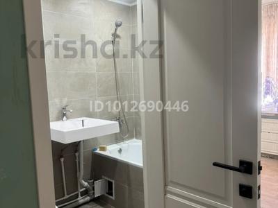2-комнатная квартира · 43.5 м² · 5/5 этаж, Камзина 25 за 8.5 млн ₸ в Аксу
