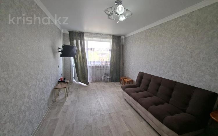 1-бөлмелі пәтер · 31 м² · 4/5 қабат, 21-шағынаудан 12, бағасы: 9.5 млн ₸ в Караганде, Алихана Бокейханова р-н — фото 2