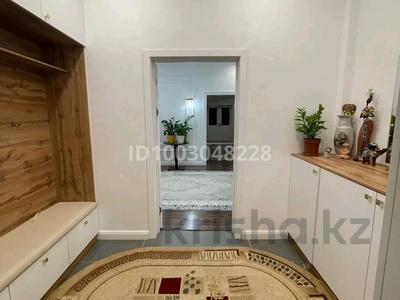Жеке үй · 6 бөлме · 280 м² · 10 жүзд., Үркер, Амире Кашаубаев 77 — Sitora, бағасы: 75 млн ₸ в Астане, Нура р-н