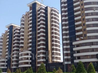 3-комнатная квартира · 100 м² · 6 этаж, Кунаева 39 за 300 000 〒 в Шымкенте