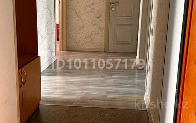3-бөлмелі пәтер · 60 м² · 2/5 қабат, Назарбаева, бағасы: 200 000 〒 в Уральске — фото 2
