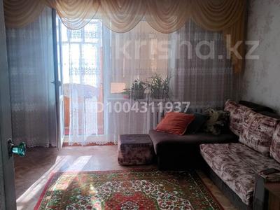 Продажа квартир в Восточно-Казахстанской обл.: 3-комнатная квартира · 69 м² · 3/5 этаж, 2 мкрн за 6.5 млн 〒 3-комнатная квартира · 69 м² · 3/5 этаж, 2 мкрн за 6.5 млн 〒 в Шульбинске