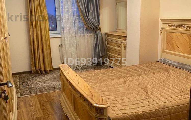4 комнаты · 18 м² · 11 этаж, Кабанбай батыра 5/1 — Коргалжинская за 120 000 〒 в Астане, Нура р-н — фото 2