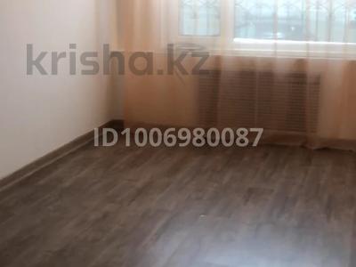 4-комнатная квартира · 87.7 м² · 1/5 этаж, 14-й мкр 16 за 250 000 〒 в Актау