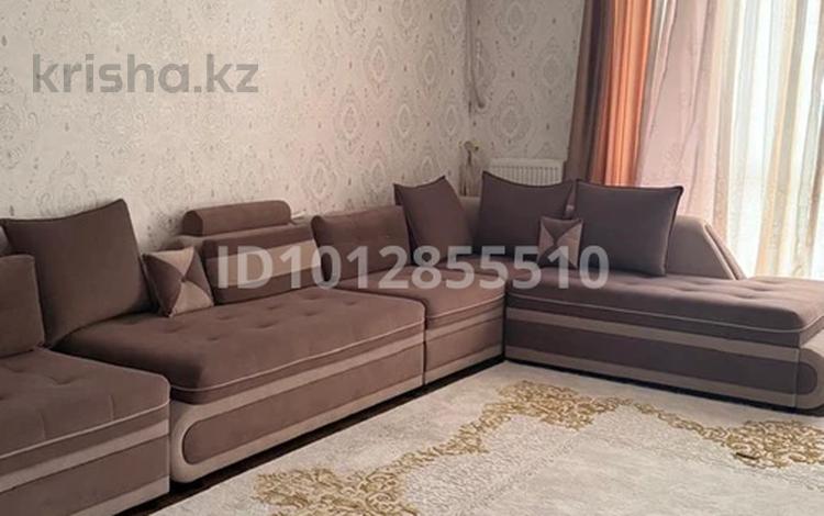 2-бөлмелі пәтер · 74 м² · 5/9 қабат, мкр Акжайык, Байдибек би 115/10, бағасы: 350 000 ₸ в Шымкенте, Абайский р-н — фото 2