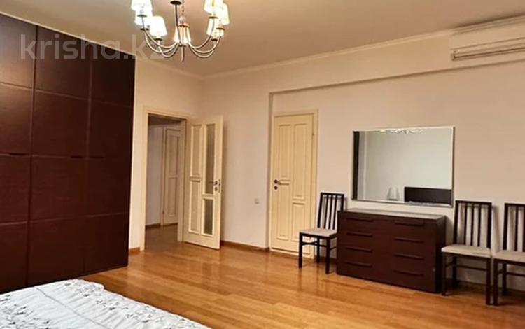 3-бөлмелі пәтер · 130 м² · 8/15 қабат, ул. Каныша Сатпаева 9Б, бағасы: 115 млн ₸ в Алматы, Бостандыкский р-н — фото 2