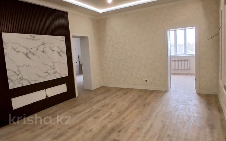 3-комнатная квартира, 86 м², 3/10 этаж, Ак.Сатпаева 182 за 35.8 млн 〒 в Павлодаре — фото 2