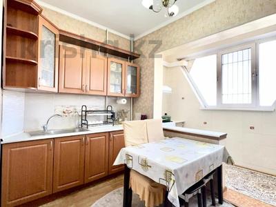 3-комнатная квартира · 75 м² · 8 этаж, мкр Аксай-2 21 за 57 млн ₸ в Алматы, Ауэзовский р-н