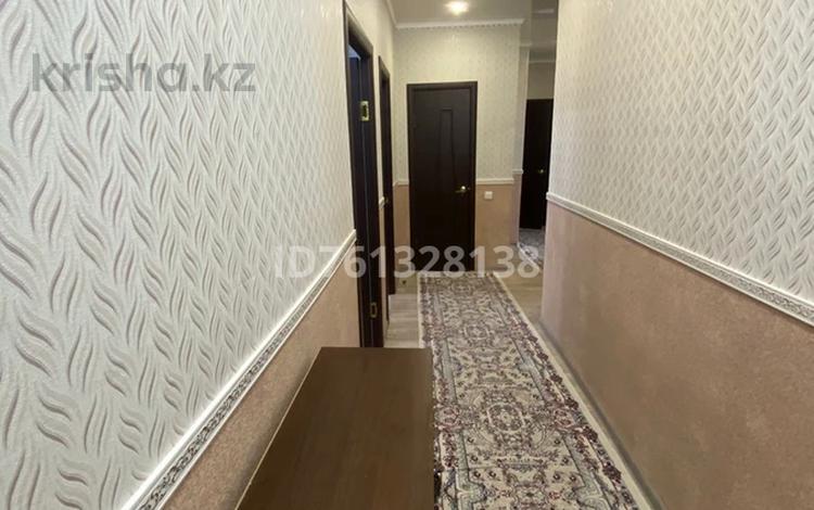 3-бөлмелі пәтер · 70 м² · 5/5 қабат, мкр Нурсая, Пр. Султан Бейбарыс, бағасы: 26 млн ₸ в Атырау — фото 2