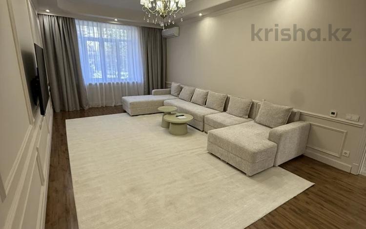 4-комнатная квартира · 170 м² · 1/6 этаж, Омарова 33 за 156 млн ₸ в Алматы, Медеуский р-н — фото 2