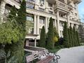 4-комнатная квартира · 170 м² · 1/6 этаж, Омарова 33 за 156 млн ₸ в Алматы, Медеуский р-н — фото 46