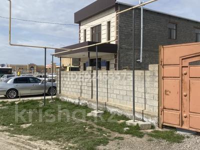 Отдельный дом • 6 комнат • 250 м² • 32 сот., Қазыбек би 49 — Автовокзал за 59 млн 〒 в Туркестане