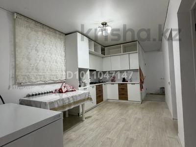 Отдельный дом · 3 комнаты · 80 м² · 10 сот., Старый город, Содовическое коллектив придорожный — Остановка казмунайгаз, танжарык ,казакойл за 100 000 〒 в Актобе