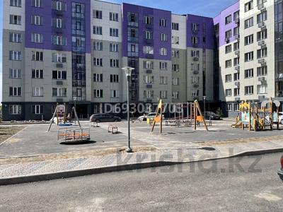 2-бөлмелі пәтер, 68.8 м², 3/7 қабат, мкр Кайрат 303, 4-корпус, бағасы: 30.9 млн 〒 в Алматы, Турксибский р-н