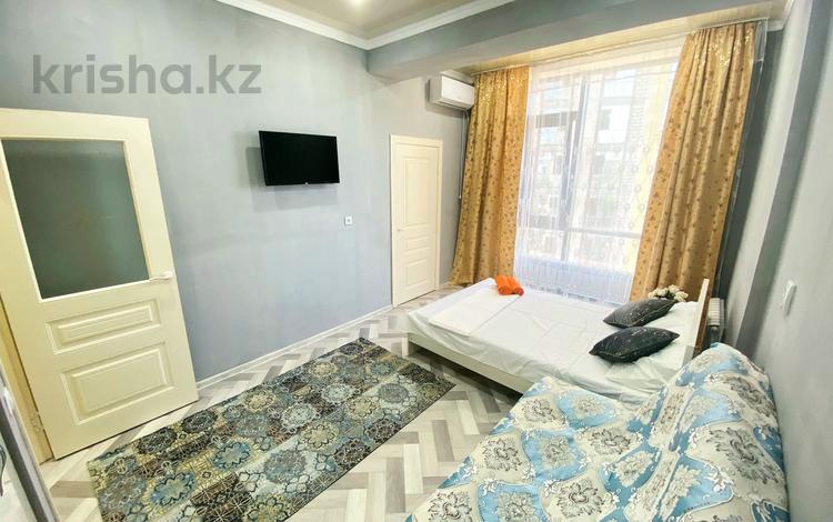 2-комнатная квартира · 65 м² · 6/16 этаж, Толе би 185А — Гагарина, Ауезова, Байтурсынова, Муканова за 18 000 〒 в Алматы, Алмалинский р-н — фото 3