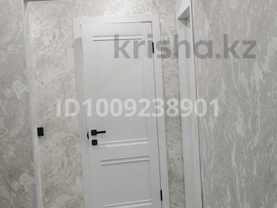 2-комнатная квартира · 50 м² · 3/9 этаж, 5 микрорайон 38 дом за 300 000 〒 в Аксае