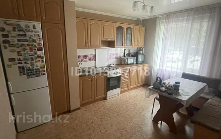 3-комнатная квартира · 67 м² · 1/5 этаж, Казахстанской правды 122 — Возле 8 школы за 27 млн ₸ в Петропавловске — фото 10