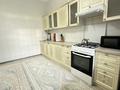2-комнатная квартира · 80 м² · 4/9 этаж, мкр Нурсая, Султанахмет Кожыков 4д за 250 000 〒 в Атырау — фото 4