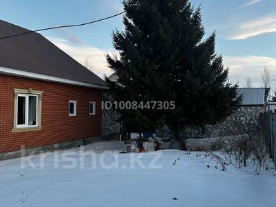 Жеке үй · 4 бөлме · 110 м² · 8 сот., Дробышева 22/2 — 23 микрорайон, бағасы: 30 млн ₸ в Усть-Каменогорске, Меновное