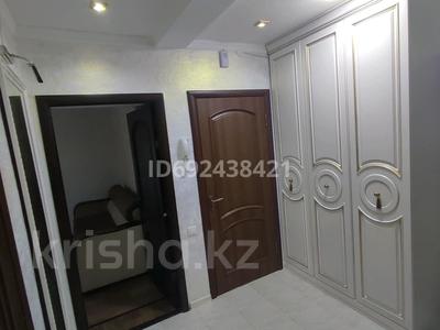 3-бөлмелі пәтер, 70 м², 5/5 қабат, Абая 202 — Абая-Байзак батыра, бағасы: 23 млн 〒 в Таразе