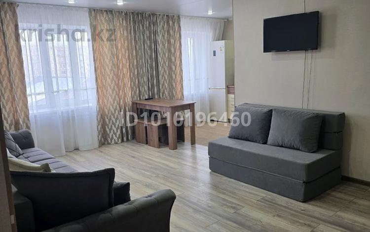 2-комнатная квартира · 45 м² · 3/5 этаж, Ауэзова 102 — Возле ТД " Ак Желкен" за 20 000 ₸ в Щучинске — фото 14