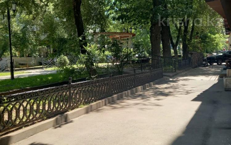4-комнатная квартира · 103.9 м² · 8/12 этаж, Зенкова за 88 млн ₸ в Алматы, Медеуский р-н — фото 7