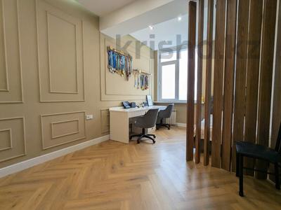 5-комнатная квартира · 170 м² · 8/10 этаж, Бухар Жырау за 207.5 млн ₸ в Алматы, Бостандыкский р-н