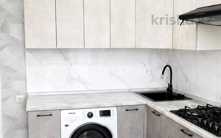 3-комнатная квартира · 83.6 м² · 3/5 этаж, мкр Кадыра Мырза-Али 3 за 31 млн ₸ в Уральске — фото 13