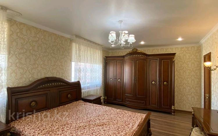 4-комнатная квартира, 140.1 м², 9/9 этаж, ​Кумисбекова за 45 млн 〒 в Астане, Сарыарка р-н — фото 38
