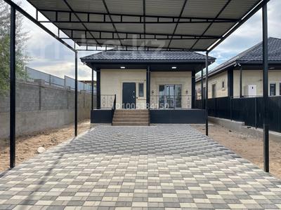 Жеке үй · 3 бөлме · 100 м² · 5 сот., 10-микрорайон, бағасы: 37 млн 〒 в Конаеве