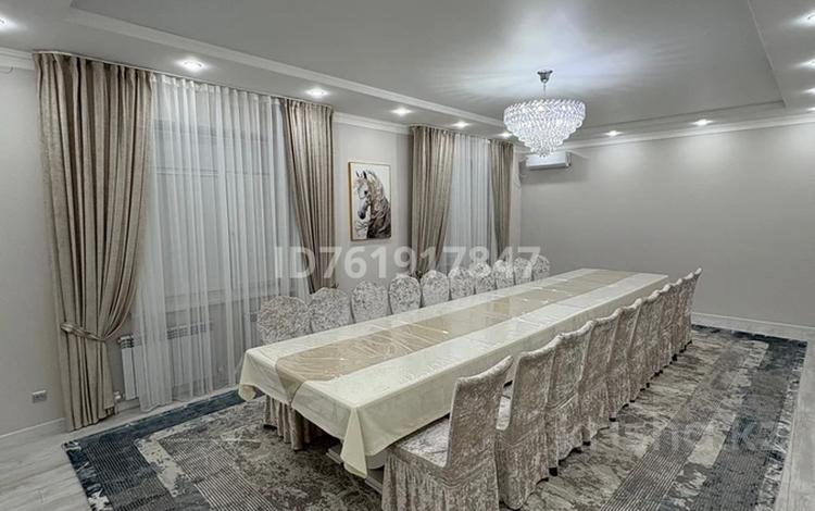 Отдельный дом · 6 комнат · 200 м² · 6 сот., 2 переулок Момышулы 19 за 75 млн ₸ в Таразе — фото 2