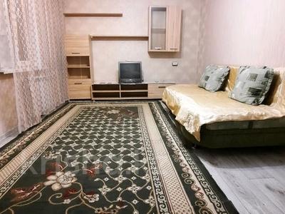 2-комнатная квартира, 48 м², 3/5 этаж помесячно, Науырызбай батыра 26 — Макатаева за 220 000 〒 в Алматы, Алмалинский р-н