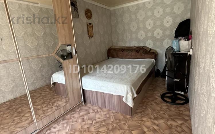 2-комнатная квартира · 44 м² · 4/5 этаж, Майкудук, 12й микрорайон 37 за 12 млн ₸ в Караганде, Алихана Бокейханова р-н — фото 2
