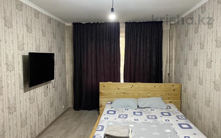 1-комнатная квартира · 40 м² · 2/5 этаж, Самал- мкр 38 за 10 000 ₸ в Талдыкоргане, мкр Самал — фото 2