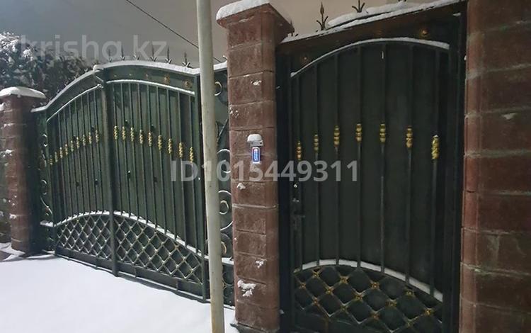 Отдельный дом · 5 комнат · 200 м² · 10 сот., мкр Калкаман-2 251 — Репинская - Нурпеисова за 1.3 млн ₸ в Алматы, Наурызбайский р-н — фото 2