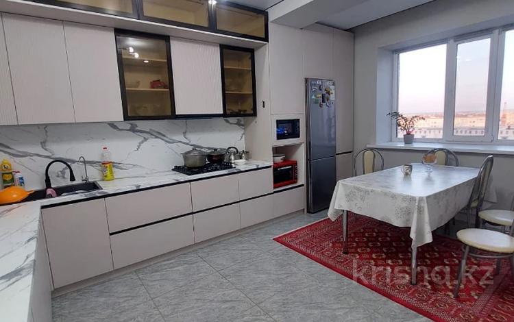 3-комнатная квартира · 136 м² · 8/10 этаж, мкр. Алтын орда за 48 млн ₸ в Актобе — фото 2
