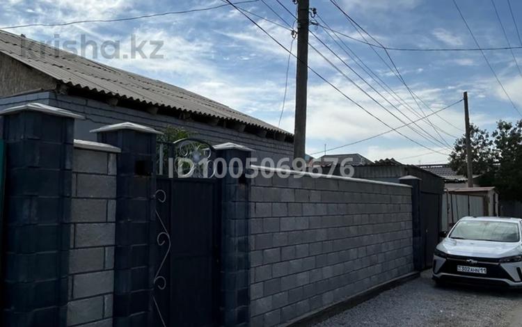 Отдельный дом · 4 комнаты · 1000 м² · 10 сот., Узак Оралбая 38 — Арай кире берисинде жк Шанырак арты за 23 млн 〒 в  — фото 2