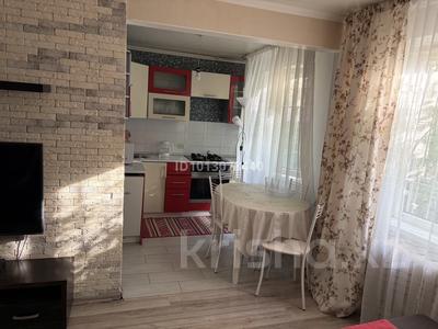 2-комнатная квартира · 48 м² · 1/5 этаж, Х.Чурина 160 за 13 000 ₸ в Уральске, мкр Школьник