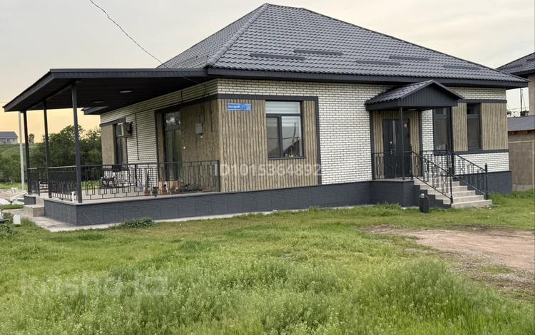 Отдельный дом · 4 комнаты · 160 м² · 6 сот., Аксарай за 59 млн ₸ в Каскелене — фото 2