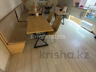 Свободное назначение, офисы, магазины и бутики, склады, общепит, образование, кабинеты и рабочие места, студии · 42 м² за 315 000 〒 в Караганде, Казыбек би р-н