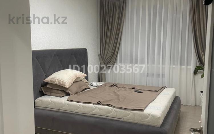 3-комнатная квартира · 90 м² · 8/10 этаж, мкр Нурсая, Таумыш Жумагалиев 15 за 40 млн ₸ в Атырау — фото 2