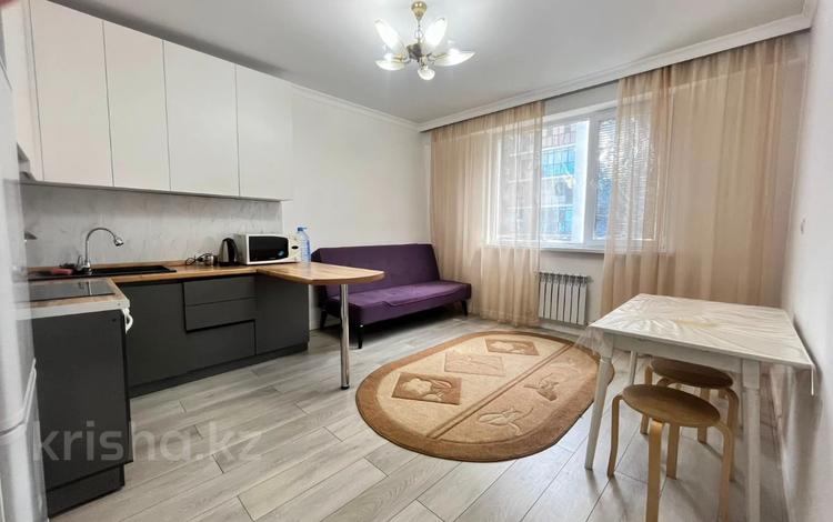 2-бөлмелі пәтер · 50 м² · 4/10 қабат, Толе би, бағасы: 36 млн ₸ в Алматы, Ауэзовский р-н — фото 4
