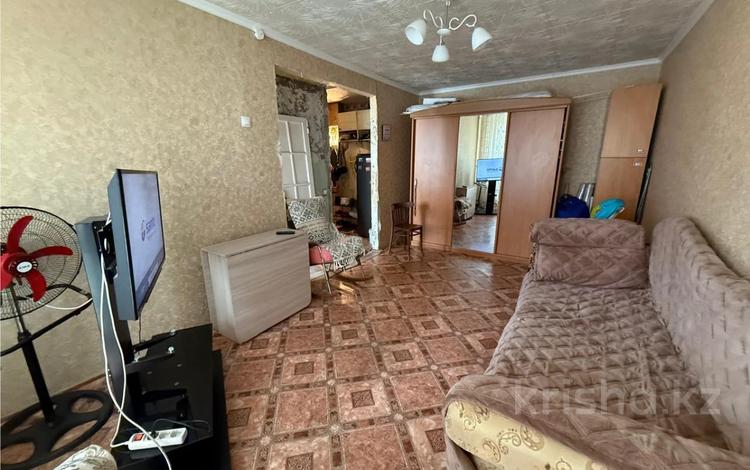 1-комнатная квартира · 31 м² · 5/5 этаж, ул. Ерубаева за 12 млн ₸ в Караганде, Казыбек би р-н — фото 2