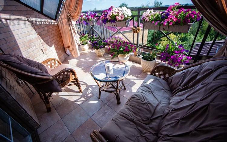 5-комнатная квартира · 154 м², К.Аманжолова 94/3 за 135 млн ₸ в Караганде, Казыбек би р-н — фото 2